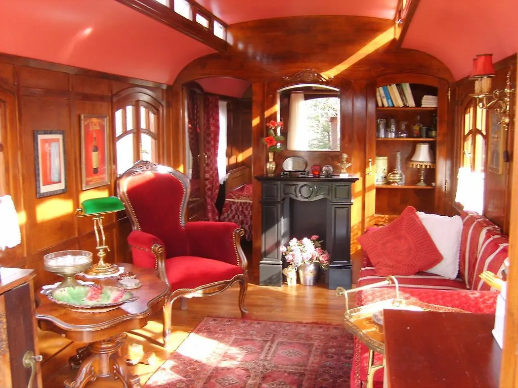 Les Roulottes Du Travers Hotel Ajoux France